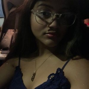 Meet your Posher, Gaby